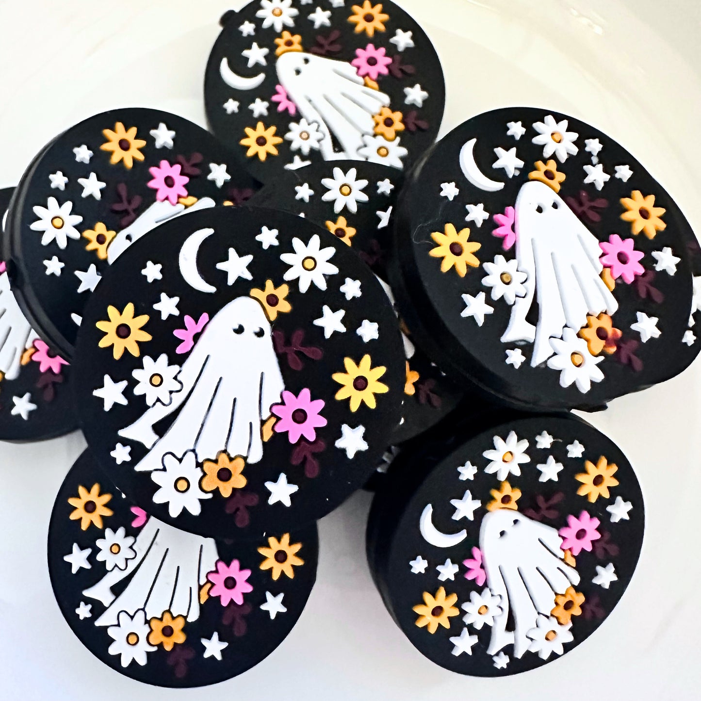 Spooky Ghost Boo Floral Halloween Circle image 0