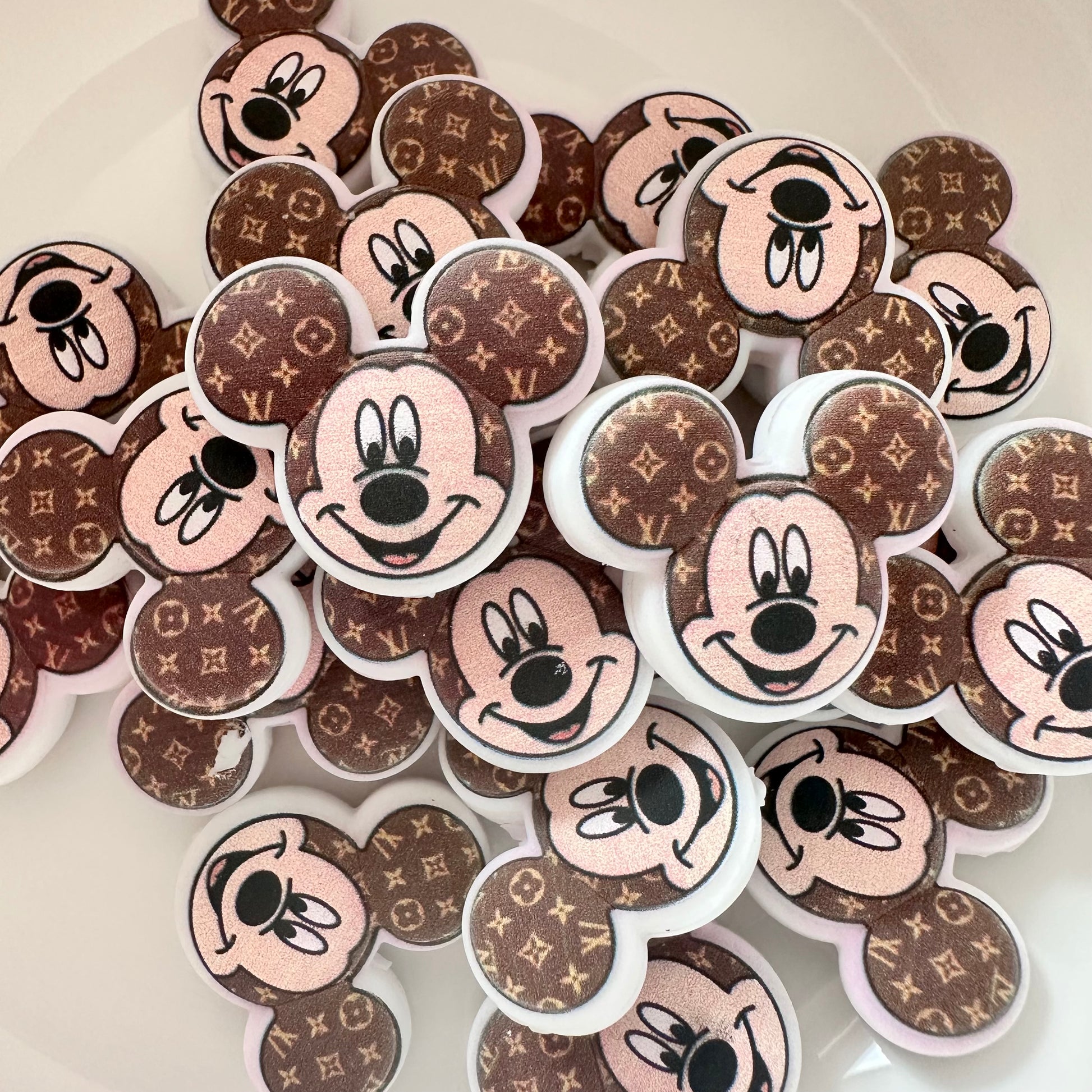 LV Mouse Head Brown image 0