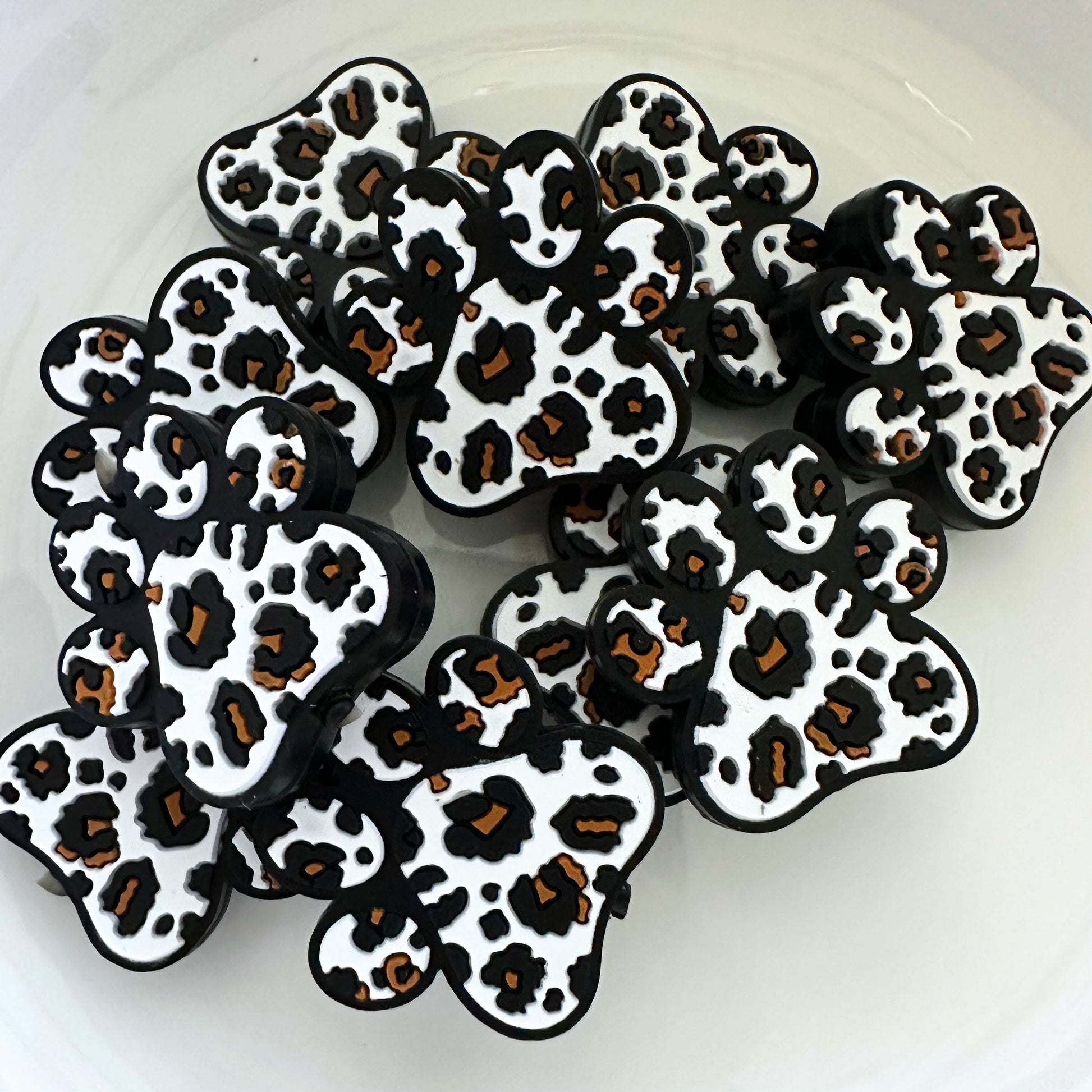 Leopard Dog Paw Print image 0