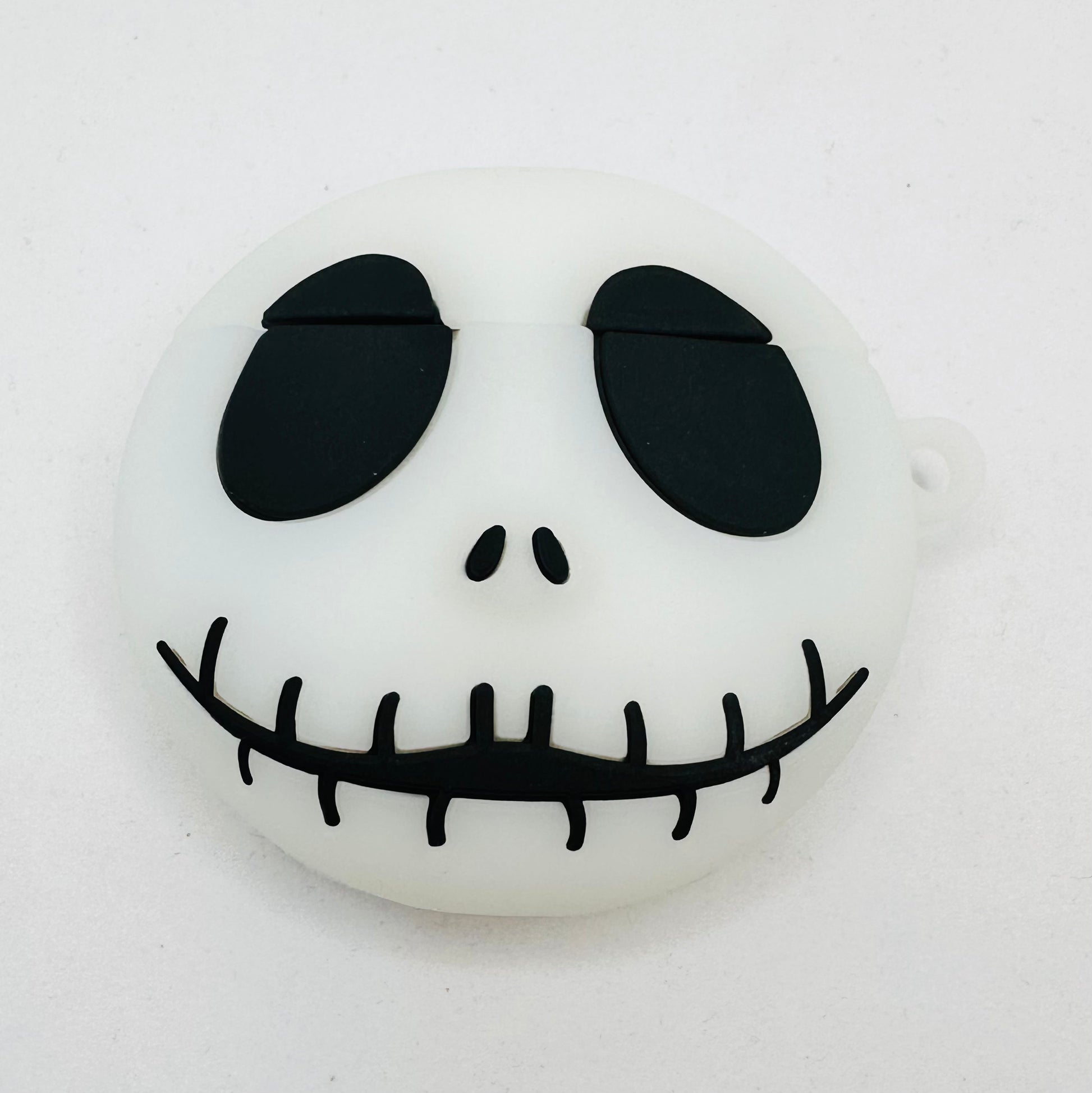 Skelly Airpod Case image 2