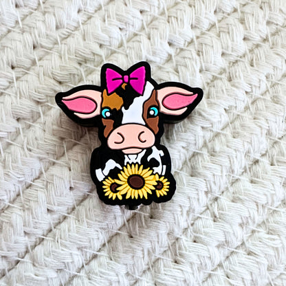 Highland Cow w/ Pink Bow image 1