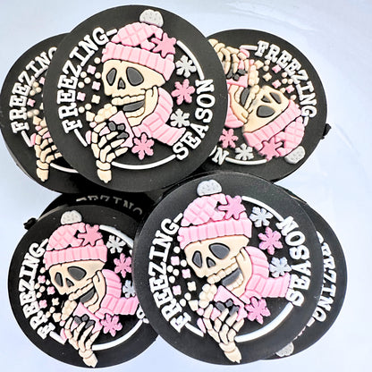 Freezing Season Skeleton image 0