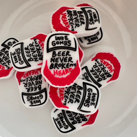 Beer Never Broke My Heart image 0