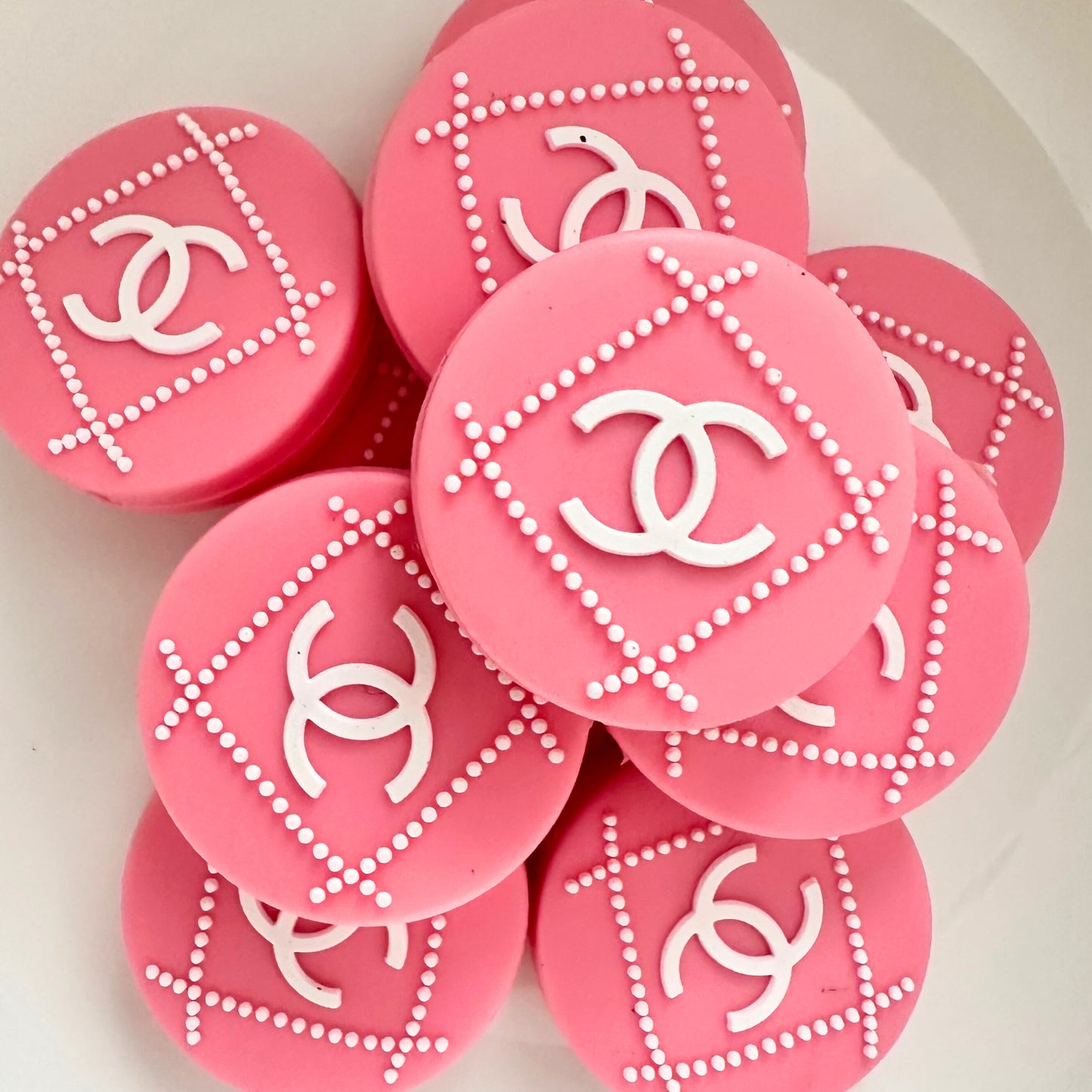 CC Pink Circle image 0