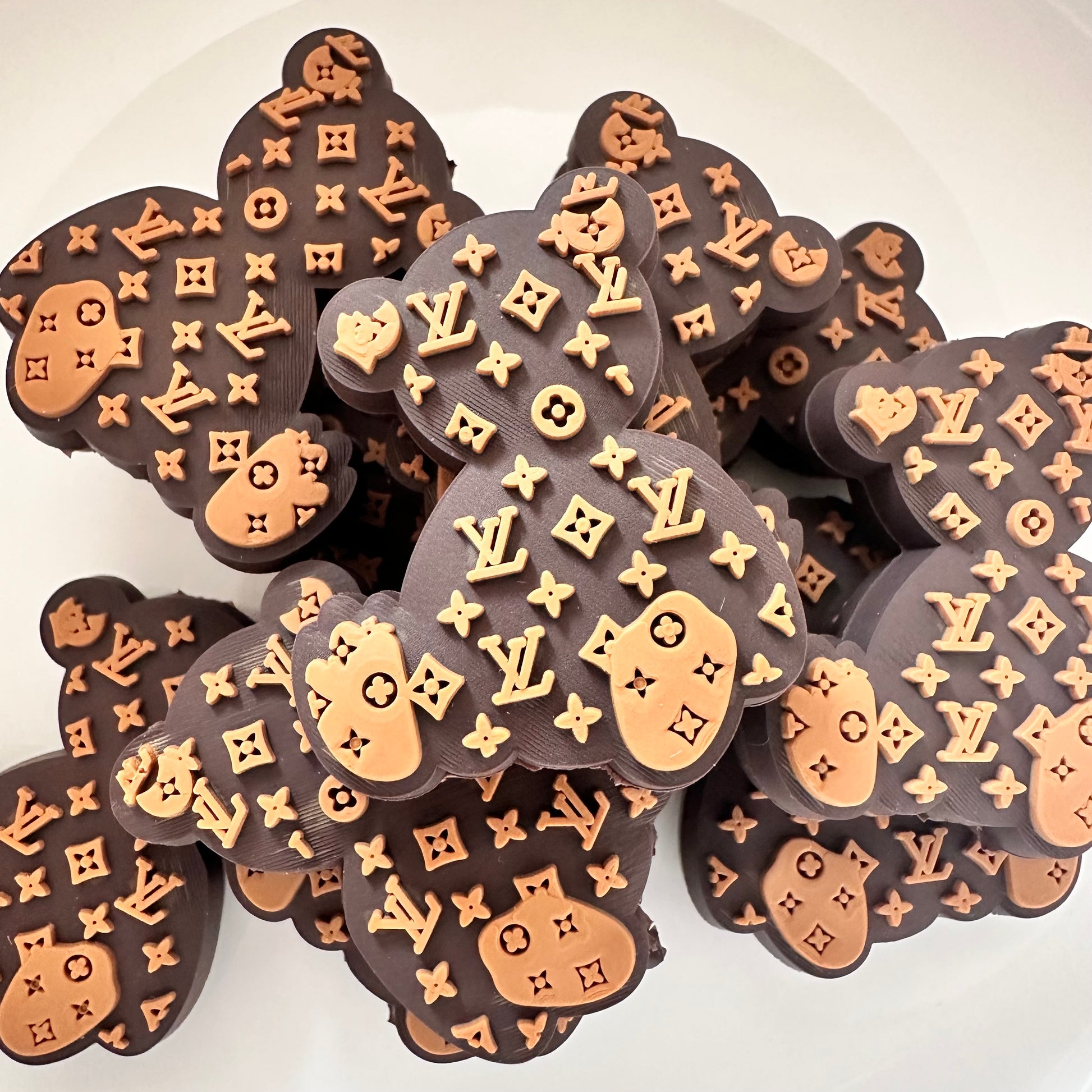 LV Bear image 0