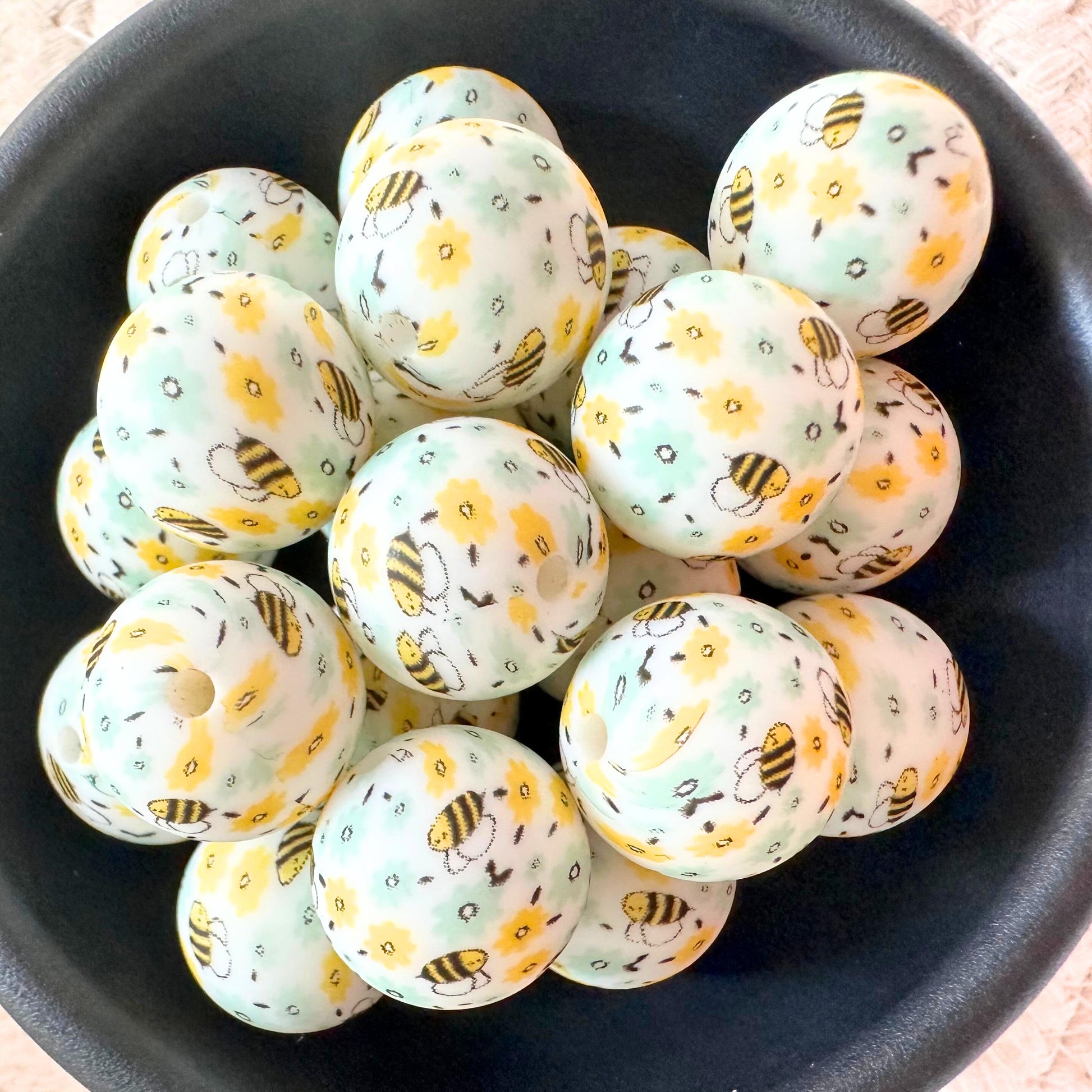 Bumblebee Bee Yellow Floral 15mm Silicone Beads image 0