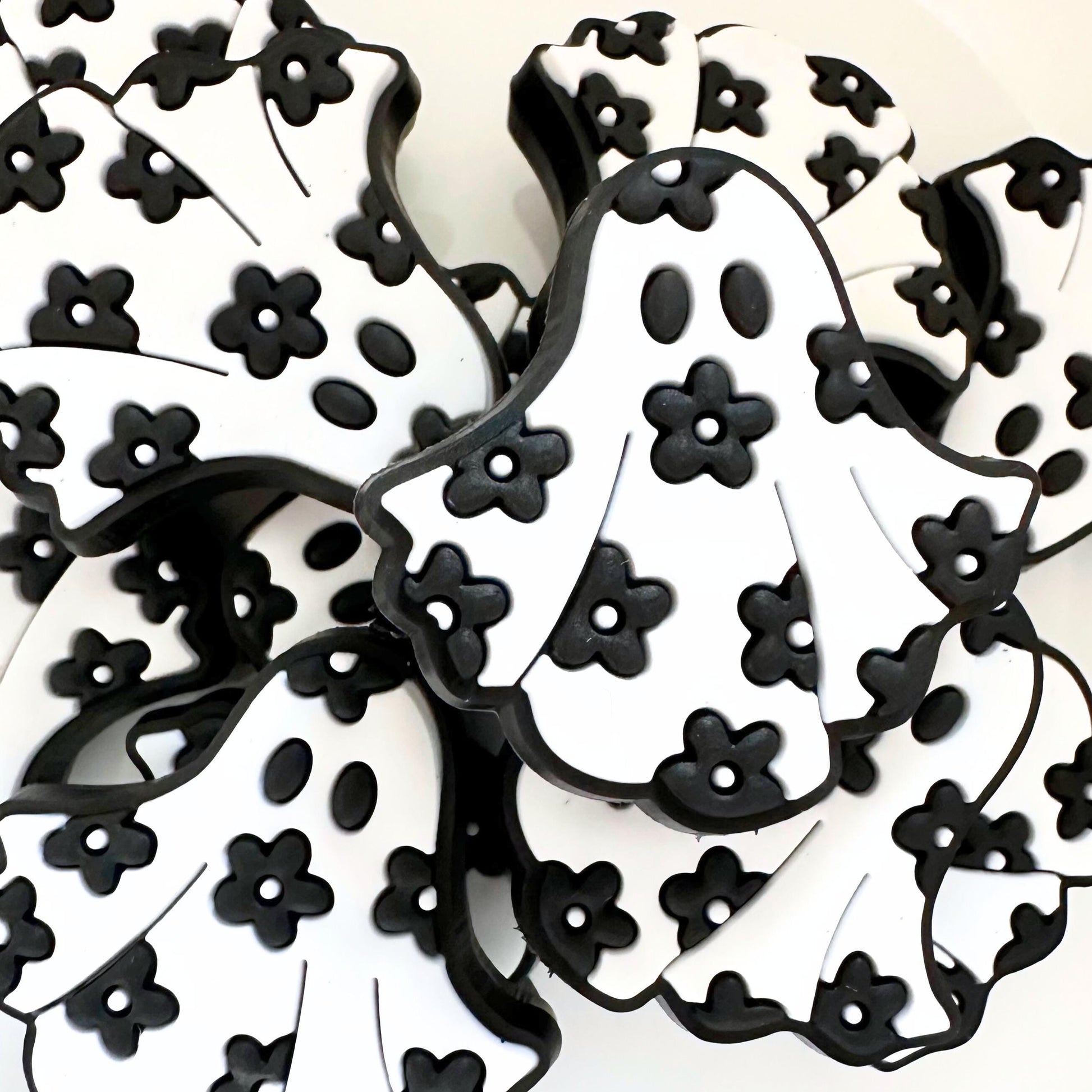 Halloween Floral Ghost image 0